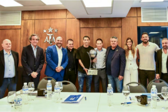 El representante de River en la AFA aclaró que no hubo votación para el título a Rosario Central