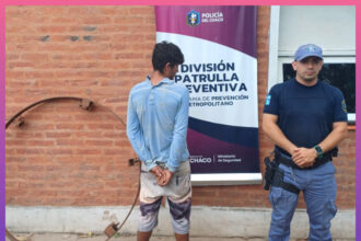 RESISTENCIA:    Demoraron A Un Hombre Por Llevarse Una Pieza Metálica De Una Vivienda Abandonada