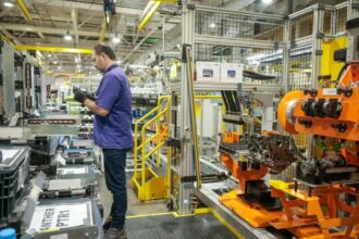 Creció la confianza de los industriales, pero advirtieron que no planean crear nuevos puestos de trabajo