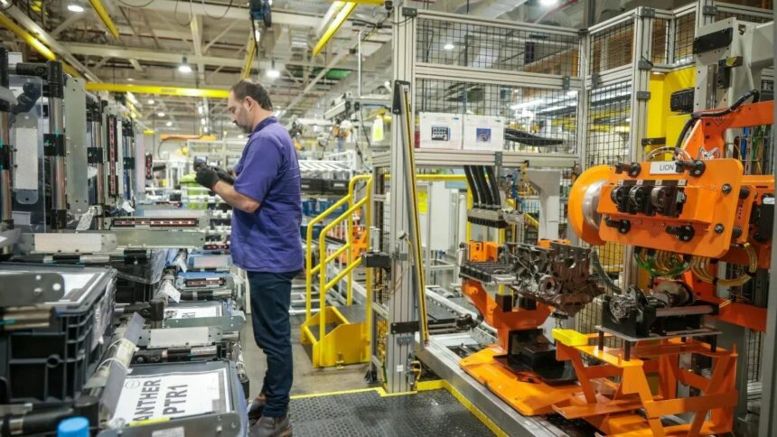 Creció la confianza de los industriales, pero advirtieron que no planean crear nuevos puestos de trabajo