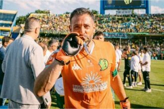 Se retiró el futbolista más longevo de la historia del fútbol argentino