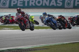 Un choque brutal y múltiples paros cardíacos: el accidente que estremeció al mundo del motociclismo