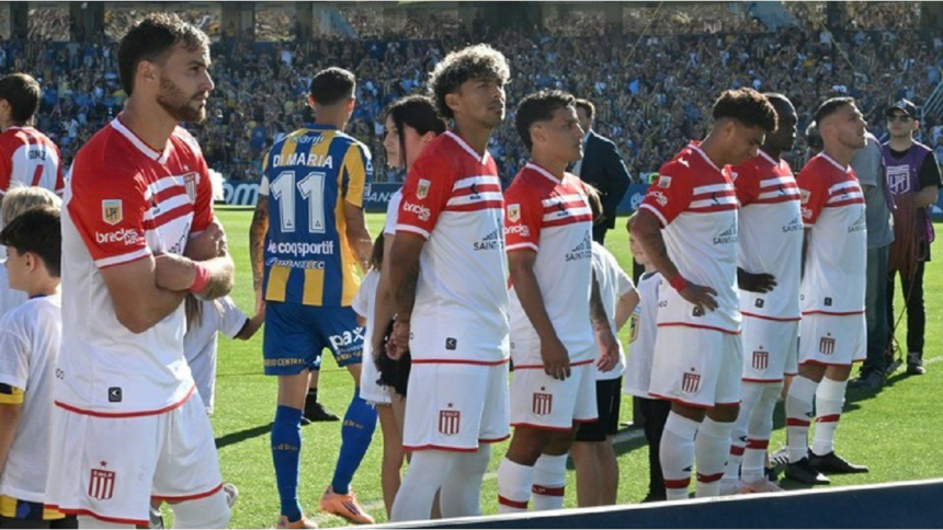 Futbolistas Argentinos Agremiados cuestionó el pasillo de espaldas y pidió “respeto y juego limpio”