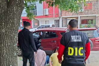 RESISTENCIA: Intentaban Robar Una Rueda De Auxilio, Pero Fueron Demorados