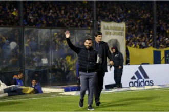 Carlos Tevez volverá a la Bombonera: cómo le fue enfrentando a Boca como DT