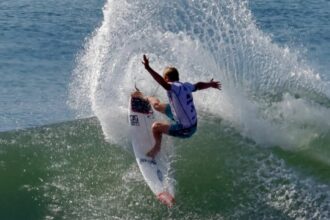 La impactante actualidad del argentino que ilusiona con llegar a la NBA del surf