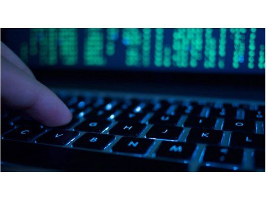 Aseguran que las empresas de inteligencia artificial no cumplen las normas mundiales de seguridad