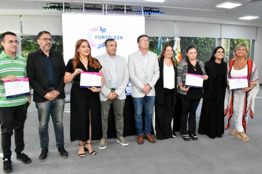 Construyendo Fortalezas: Se Entregaron Certificados A 400 Egresados Del Curso “abordaje En Consumos Problemáticos”