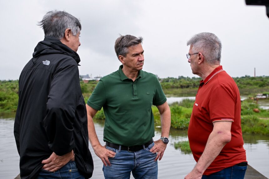 El Gobernador Zdero Supervisó Obras De Desagües Y Defensas En El Gran Resistencia