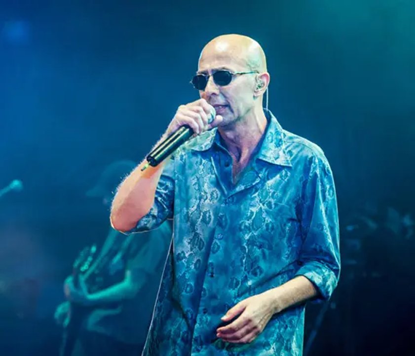 El Indio Solari emocionó a los fans con un mensaje grabado en pleno show