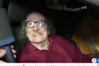 La emotiva reacción de Charly García al ver la esquina con su nombre en Palermo