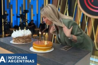 La original torta que recibió Wanda Nara por su cumpleaños