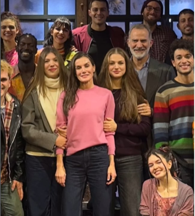 Los Reyes y sus hijas disfrutaron de una sorpresiva noche de teatro en Madrid