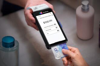 NBCH acompaña “La Noche de las Peatonales” con beneficios exclusivos para comprar con Tarjeta Tuya