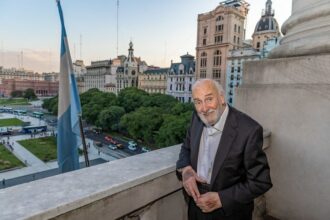 Murió Héctor Alterio a los 96 años: una vida en la que “vale la pena estar vivo”