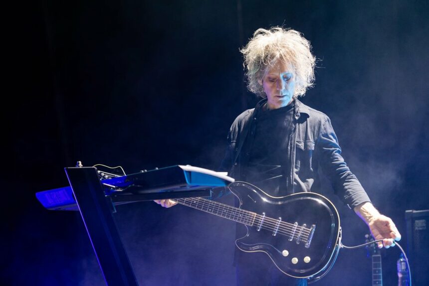 Murió el guitarrista de The Cure, Perry Bamonte