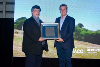 Un Siglo De Fútbol: El Gobernador Zdero Acompañó El Aniversario De La Liga Chaqueña