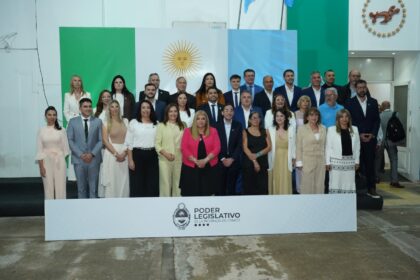 “Seguiremos construyendo acuerdos”, afirmó Delgado tras su reelección al frente de la Legislatura