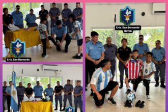 SAN BERNARDO:  Emotivo Reconocimiento Policial A Dos Niños Por Su Respeto A La Bandera Nacional