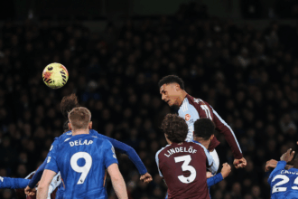 El Aston Villa de Dibu Martínez le ganó al Chelsea de Enzo Fernández e hizo historia