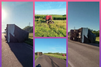 CHACO: Vuelco En Ruta 16: Un Camión Con Carga De Papel Terminó Fuera De La Calzada Y El Chofer Fue Hospitalizado