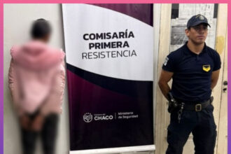 RESISTENCIA: Demoran A Un Hombre Tras Sustraer Elementos De Una Camioneta