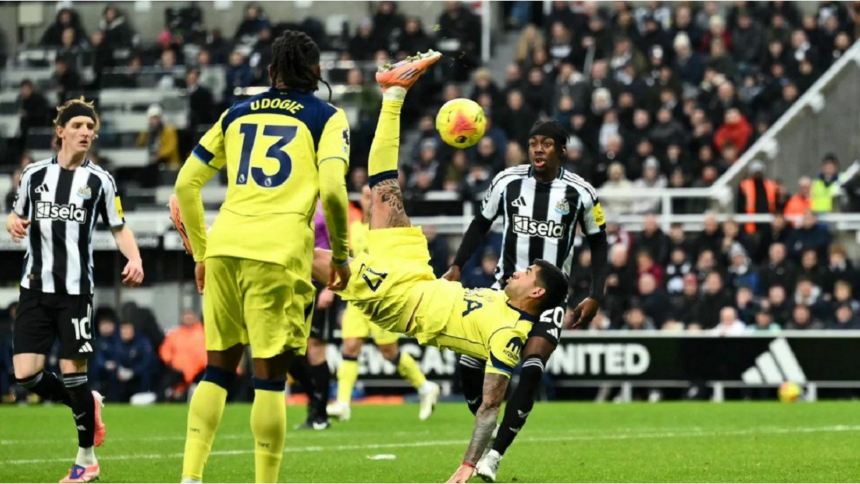 El Cuti Romero metió un golazo de chilena en el último minuto: “Aprendo de Messi”