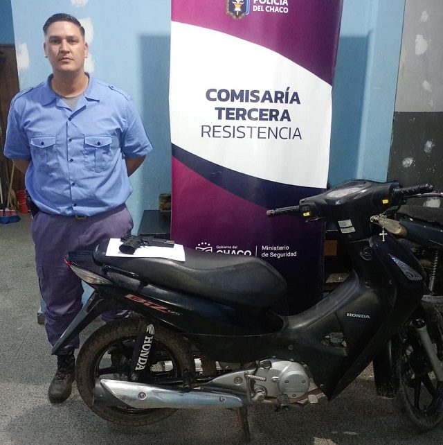 RESISTENCIA: Hallaron Una Motocicleta Utilizada En Un Robo A Mano Armada