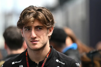 El ex compañero de Franco Colapinto volvió a estrellarse en Japón y su futuro  es incierto, tras perder su lugar en la Fórmula 1