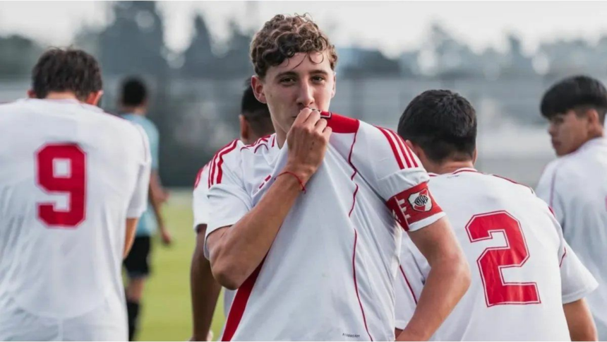 Polémica en River: una figura de las inferiores se va por la patria potestad y la madre disparó contra la dirigencia