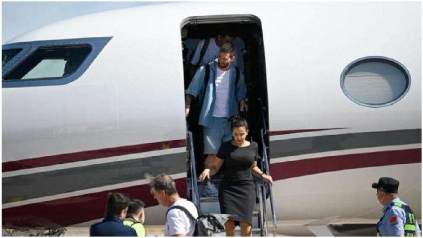 Lionel Messi llegó a la Argentina para empezar sus vacaciones, tras su paso por la India