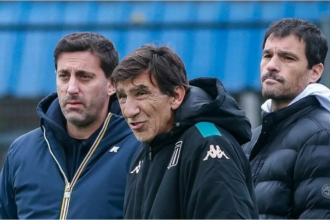 Atento Racing: tras perder la final, Gustavo Costas se reunirá con Diego Milito para definir su futuro