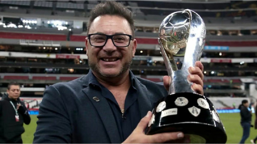 Antonio Turco Mohamed se postuló para dirigir a Boca, ¿sigue Claudio Úbeda?