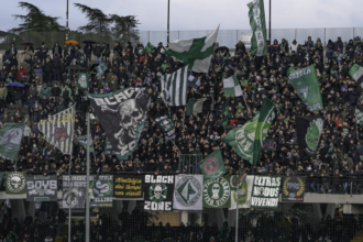 Cada muerte de obispo: el equipo de fútbol que festeja cada vez que fallece un Papa