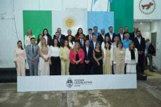 “Seguiremos construyendo acuerdos”, afirmó Delgado tras su reelección al frente de la Legislatura