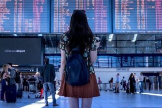 5 aplicaciones para que los viajeros usen en las vacaciones 2026, según la Inteligencia Artificial