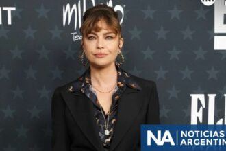 Dolores Fonzi y su elegante apuesta en la alfombra roja de los Critics Choice Awards