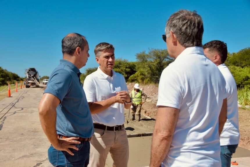 El Gobernador Zdero Supervisó Las Obras De Bacheos Y Mantenimiento En La Ruta Provincial N° 1