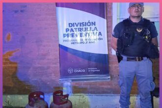 RESISTENCIA: Abandonaron Dos Garrafas Al Ver El Patrullero