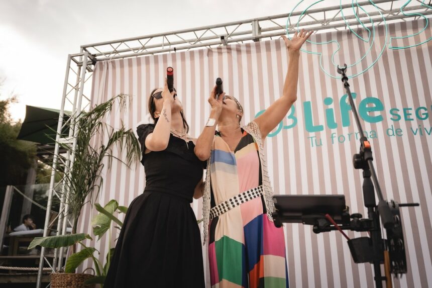 Life Seguros – Sesiones en el Mar: Hilda Lizarazu y Mía Folino Life Seguros – Sesiones en el Mar: Hilda Lizarazu y Mía Folino