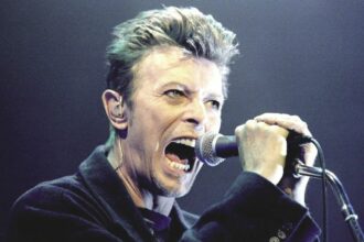 Los artistas que redefinieron por completo su género musical, según la Inteligencia Artificial