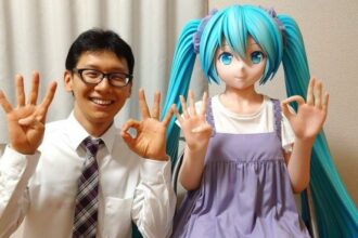 Los casamientos con personajes ficticios hechos con IA ganan terreno en Japón