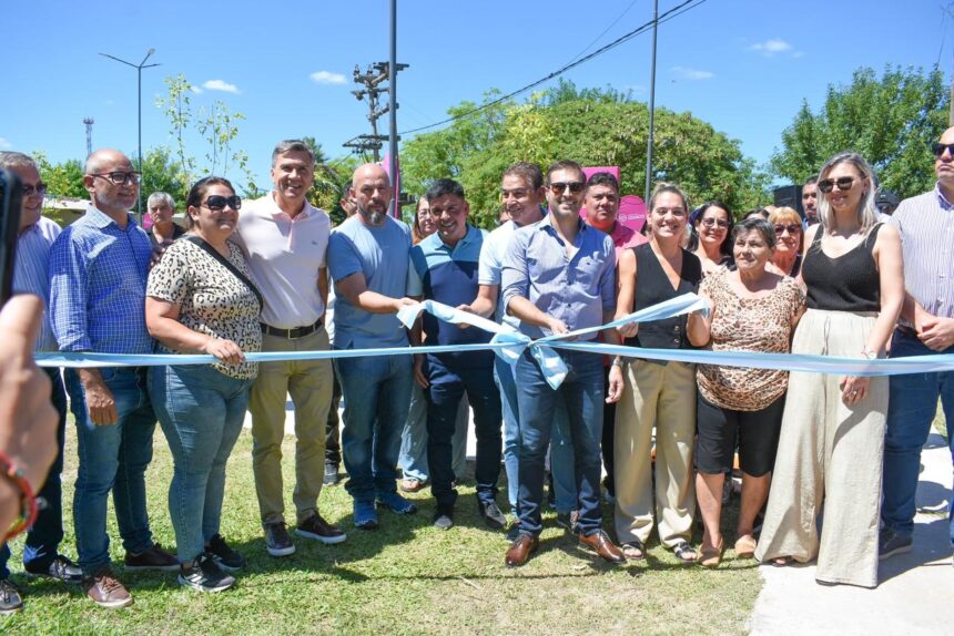 Más Obras Para La Gente: El Gobernador Zdero Inauguró Una Nueva Plazoleta En Puerto Vilelas