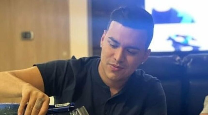 Murió en un accidente de aviación el cantante colombiano Yeison Jiménez