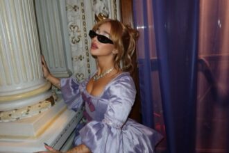 Netflix eligió a Angela Torres para promocionar la nueva temporada de Bridgerton