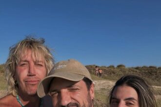 “Popochi” Muñoz y Federica Irigaray se fotografiaron desnudos en Mar del Plata