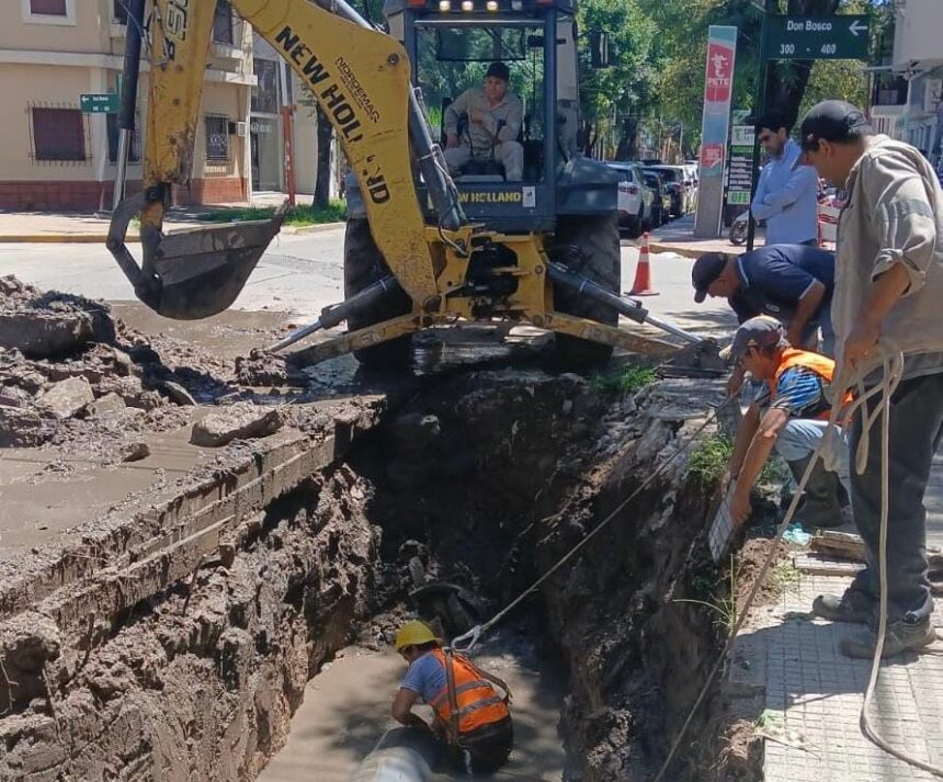 Tras El Pedido Del Gobernador Zdero,  Sameep Avanza En La Reparación Del Socavón En Don Bosco Y López Y Planes