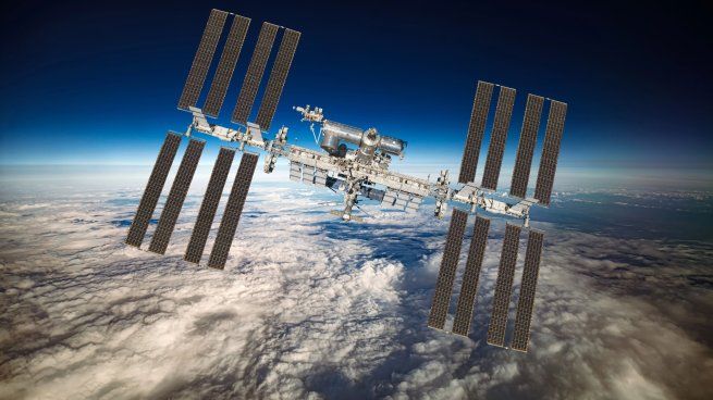 Un satélite chino y un dispositivo Starlink casi chocan y obligó a SpaceX a bajar la órbita Un satélite chino y un dispositivo Starlink casi chocan y obligó a SpaceX a bajar la órbita