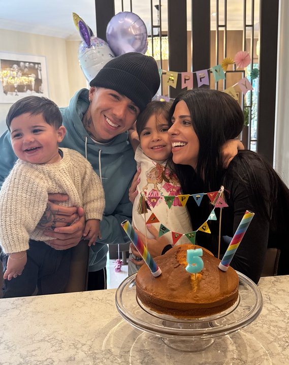 Valentina Cervantes mostró su casa en Londres y habló de la rutina junto a Enzo Fernández