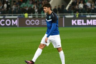 Quién es Abdukodir Khusanov, la estrella de Uzbekistán que promete en el Mundial 2026